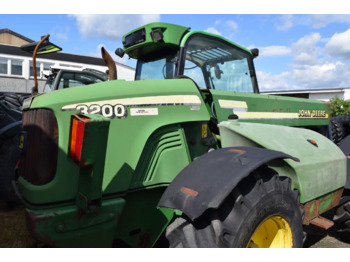Chariot télescopique John Deere 3200: photos 4