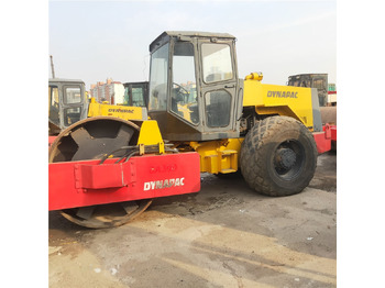 Rouleau compresseur DYNAPAC