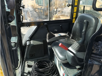 Mini pelle Komatsu PC35MR: photos 4