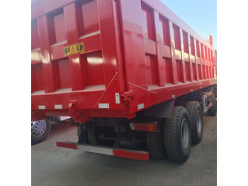 SINOTRUK HOWO 8x4 — crédit-bail SINOTRUK HOWO 8x4: photos 5