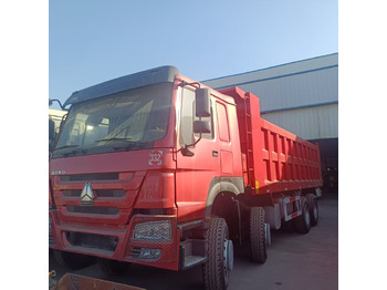 SINOTRUK HOWO 8x4 — crédit-bail SINOTRUK HOWO 8x4: photos 1