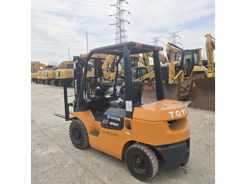 Chariot élévateur diesel TOYOTA