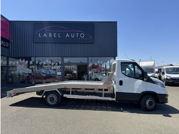 Remorqueuse IVECO Daily 35s16