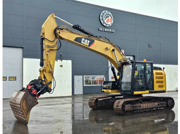 Pelle sur chenille CATERPILLAR 320EL