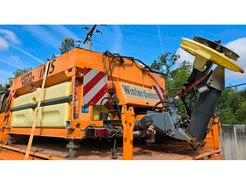Epandeur de sable UNIMOG