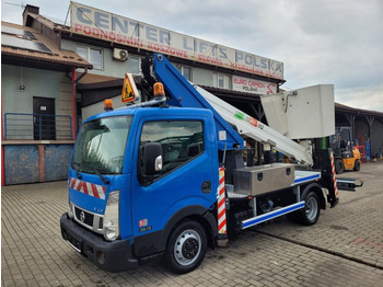 Camion avec nacelle NISSAN