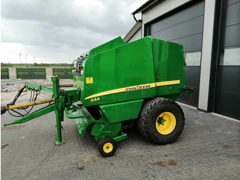 Presse à balles rondes JOHN DEERE 2R Series