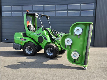 Chargeuse compacte sur chenilles AVANT