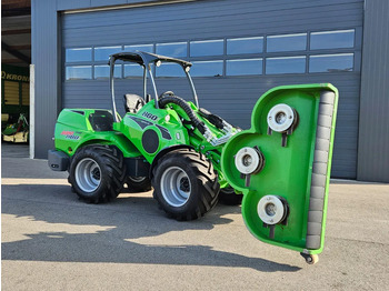 Chargeuse compacte sur chenilles AVANT