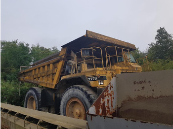 Tombereau rigide Caterpillar 777 B: photos 4