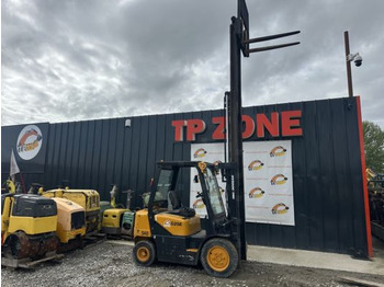 Chariot élévateur à gaz DOOSAN