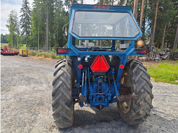Tracteur agricole FORD 5000 traktori alkuperäiskuntoinen, Hara hytillä ja paljon hydrauliikkaa, katso video!: photos 3