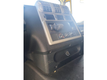 Camion plateau IVECO STRALIS CUBE AD260S42: photos 4