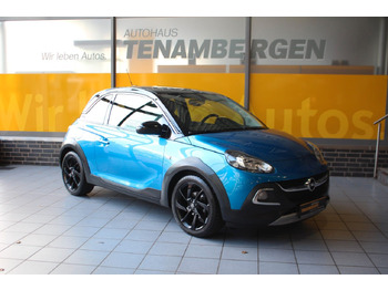 Voiture OPEL
