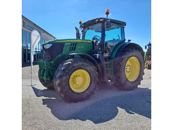Tracteur agricole JOHN DEERE 6210R