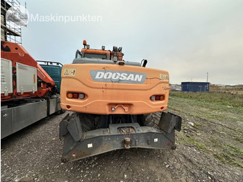 Pelle sur pneus Doosan DX 140 W med vagn och redskap: photos 5 Pelle sur pneus Doosan DX 140 W med vagn och redskap: photos 5