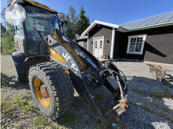 Chargeuse sur pneus JCB 413 K: photos 4 Chargeuse sur pneus JCB 413 K: photos 4