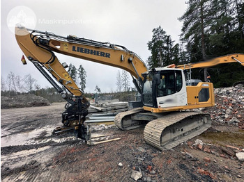 Pelle sur chenille LIEBHERR R 924