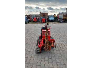 Trancheuse Koparka łańcuchowa Ditch Witch C24X 24 KM Honda: photos 3