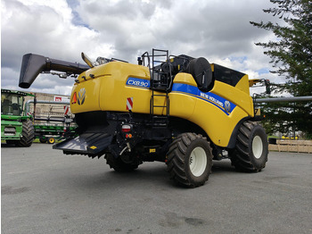 Moissonneuse-batteuse New Holland CX 8.90: photos 3