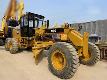Niveleuse CATERPILLAR 140G: photos 2