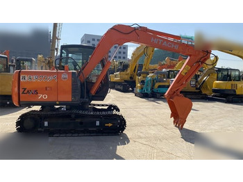 Pelle sur chenille HITACHI ZX70