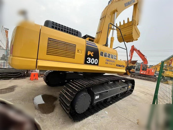 Pelle sur chenille KOMATSU PC300-8: photos 3