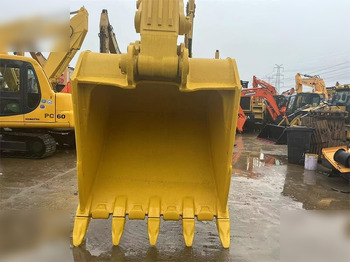 Pelle sur chenille KOMATSU PC450-8: photos 4