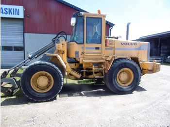 Chargeuse sur pneus VOLVO L90