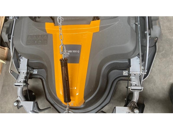 Motofaucheuse Stiga Park 500WX 4WD inkl. 100 Combi Q plus: photos 3 Motofaucheuse Stiga Park 500WX 4WD inkl. 100 Combi Q plus: photos 3