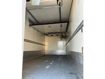 Camion frigorifique Renault Renault Midlum 220chłodnia izoterma: photos 5 Camion frigorifique Renault Renault Midlum 220chłodnia izoterma: photos 5