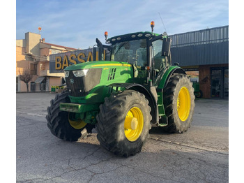 Tracteur agricole JOHN DEERE 6175R