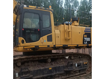 Pelle sur chenille KOMATSU PC700