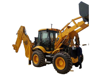 Tractopelle JCB 3CX
