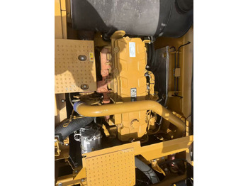 CATERPILLAR 330D2 — crédit-bail CATERPILLAR 330D2: photos 2