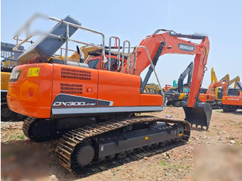 DOOSAN DX300 LC — crédit-bail DOOSAN DX300 LC: photos 3