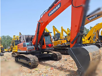 DOOSAN DX300 LC — crédit-bail DOOSAN DX300 LC: photos 2