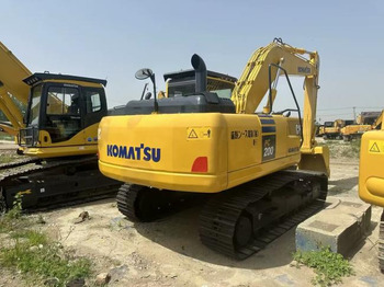 Pelle sur pneus KOMATSU 200-8: photos 4