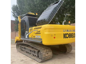 Pelle sur chenille KOBELCO
