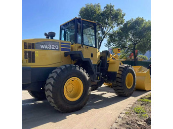 Chargeuse sur pneus KOMATSU WA320-5