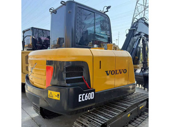 Pelle sur chenille VOLVO EC60E