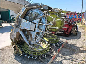 Cueilleur de maïs CLAAS