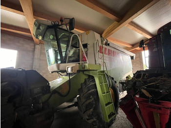 Moissonneuse-batteuse Claas Lexion 480: photos 2
