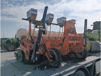 Semoir monograine MAAG SDE8TEM: photos 2 Semoir monograine MAAG SDE8TEM: photos 2