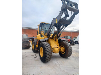 Chargeuse sur pneus Volvo L 70 H: photos 2 Chargeuse sur pneus Volvo L 70 H: photos 2