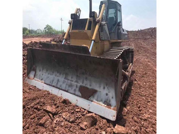 Bulldozer KOMATSU D65