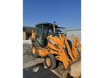 Tractopelle CASE 580M: photos 3 Tractopelle CASE 580M: photos 3