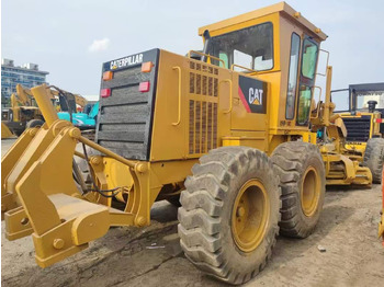 Niveleuse CATERPILLAR 120H