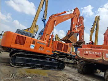 Pelle sur chenille HITACHI