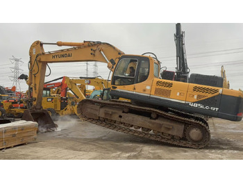 Pelle sur chenille HYUNDAI